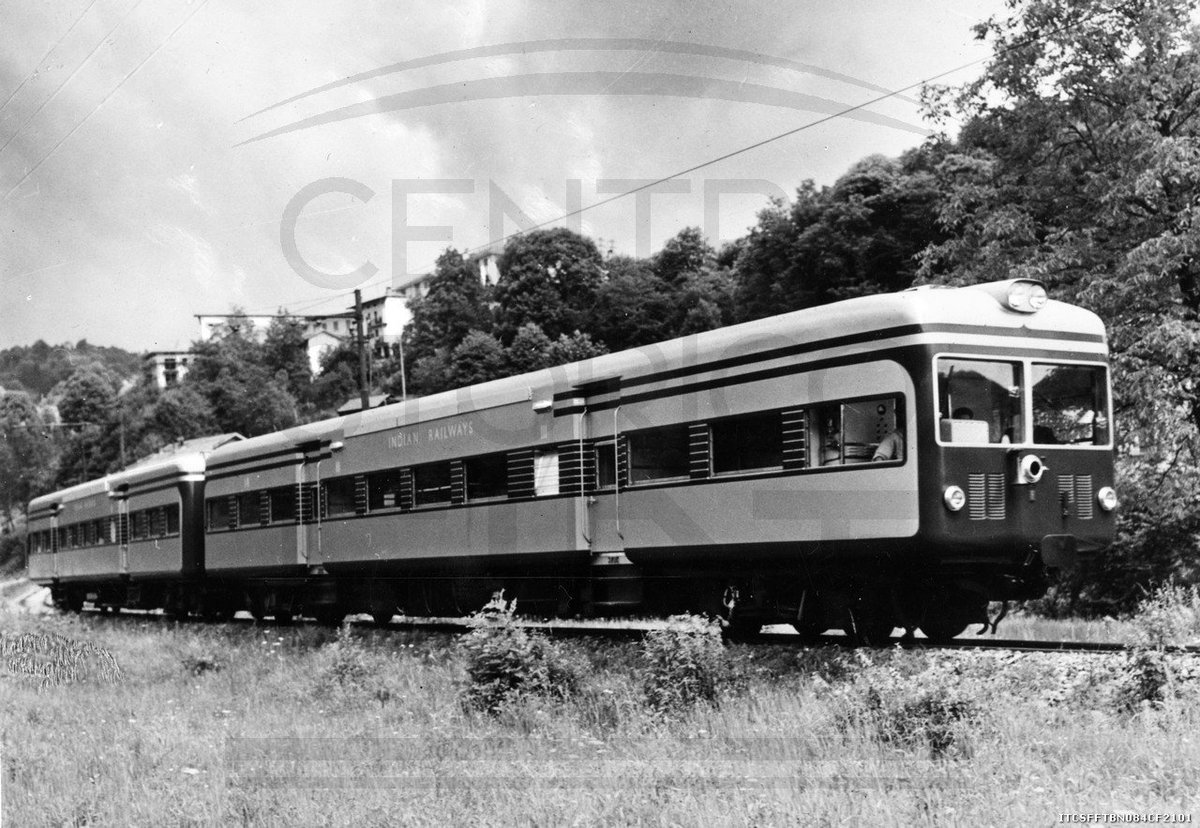 1957. Autotreno Fiat tipo 090 per Indian Railways.