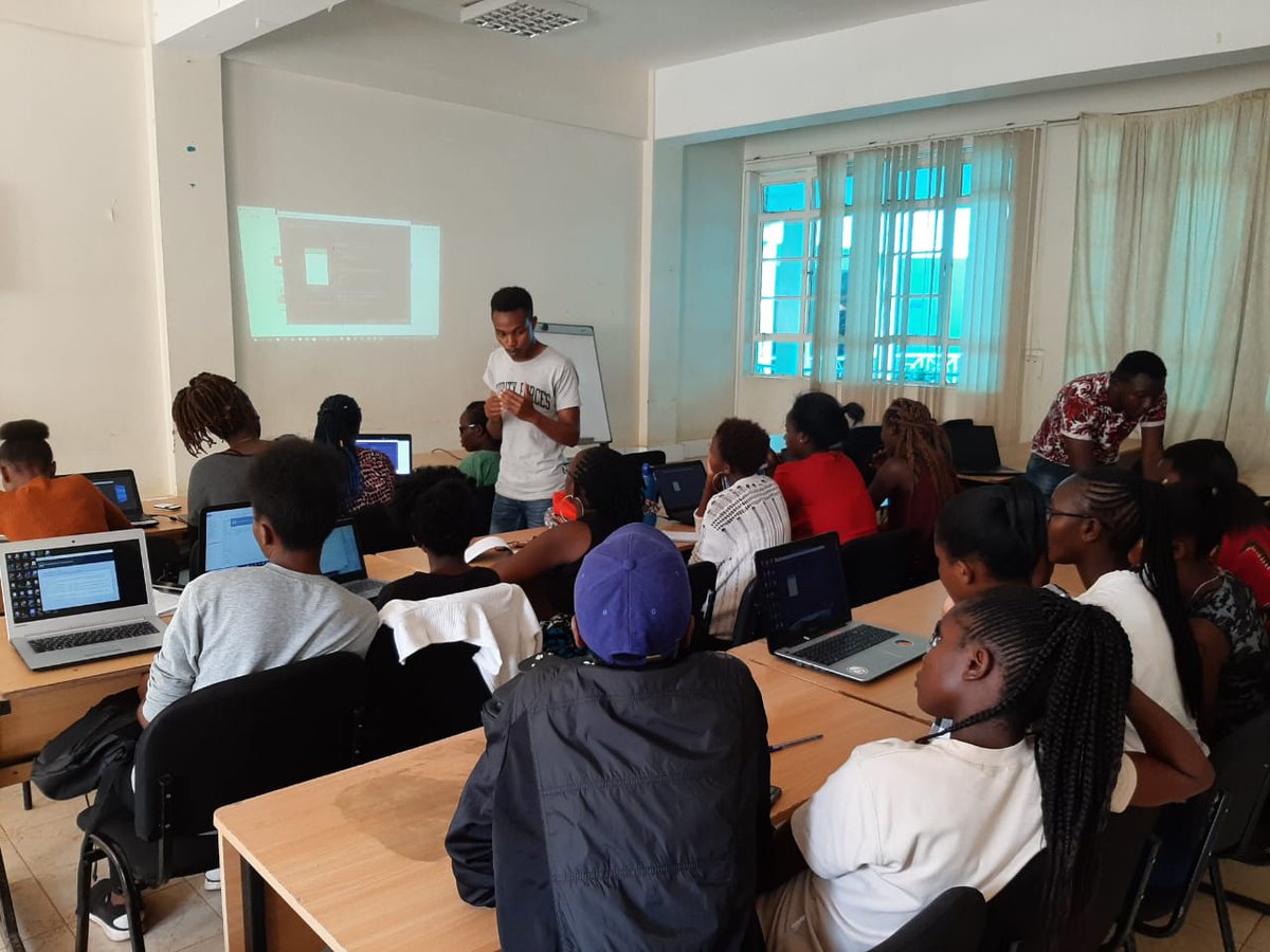 Maya_Kigen's tweet photo. @YouthForTech is keen on nurturing confidence in young women in the technology space, we achieve just that through our #eSkills4Girls Android bootcamp @KenyattaUni Today.
@AfricaCodeWeek @sap4good @UNESCO @mollymutanu @zuhramula254 @atomiden
#AfricaCodeWeek
#girlscodeinNairobi https://t.co/iSB426rVfk
