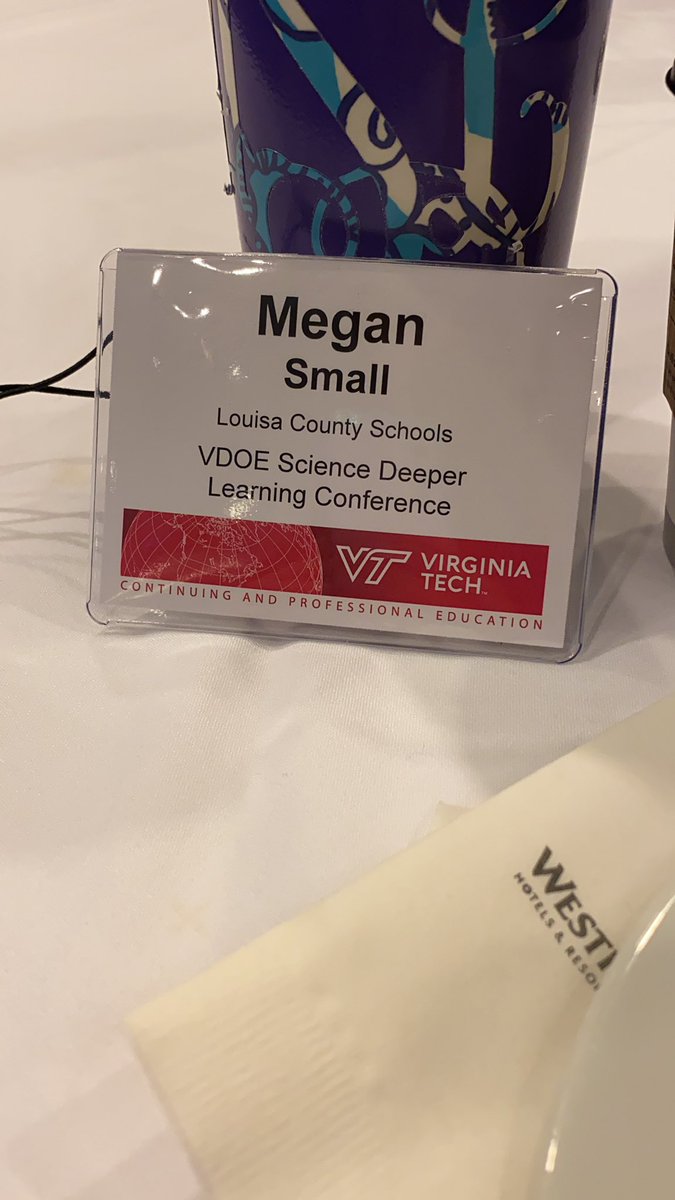 MeganSmall20's tweet photo. Ready to learn about how to take science to the next level! 🔍📈 #epicMNES #TeamLCPS https://t.co/WW2cZsqzQj