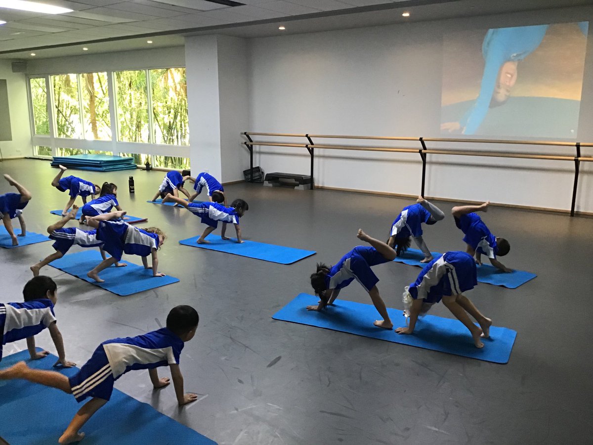 MissAlysPE's tweet photo. EY2 Rockets enjoyed some โฆ@CosmicKidsYogaโฉ this afternoon #PrePrepPE #PrimaryPE #PhysEd #EarlyYears https://t.co/In2OcN6awr