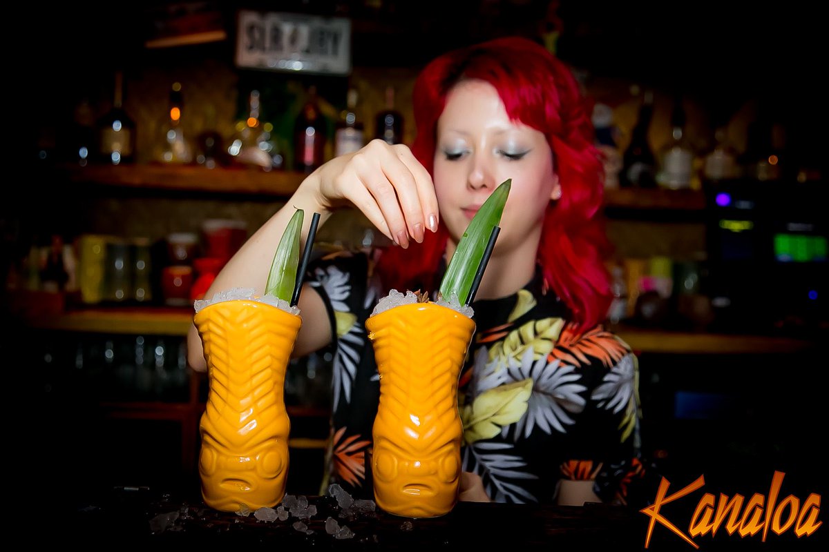 Happy Hour is the best Hour
Join us tonight from 5pm to enjoy 50% off our amazing Cocktails, Wine or Beers.
No spaces left for tables but we still have availability on our Guest List 
Follow the link below to add yourself to the guest list
fatso.ma/RBwH