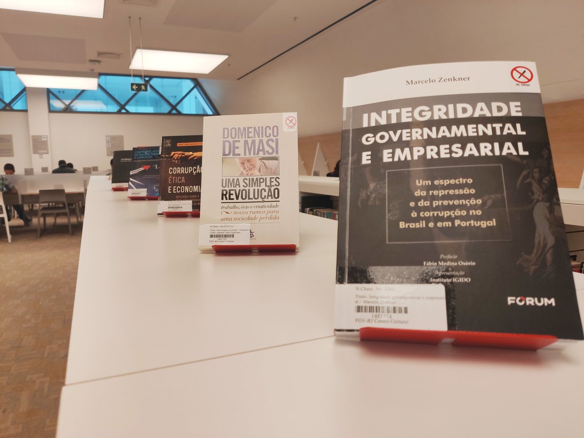Confira nossos novos livros na Biblioteca e atualize sua leitura para o final de semana: sistema.bibliotecas-rj.fgv.br