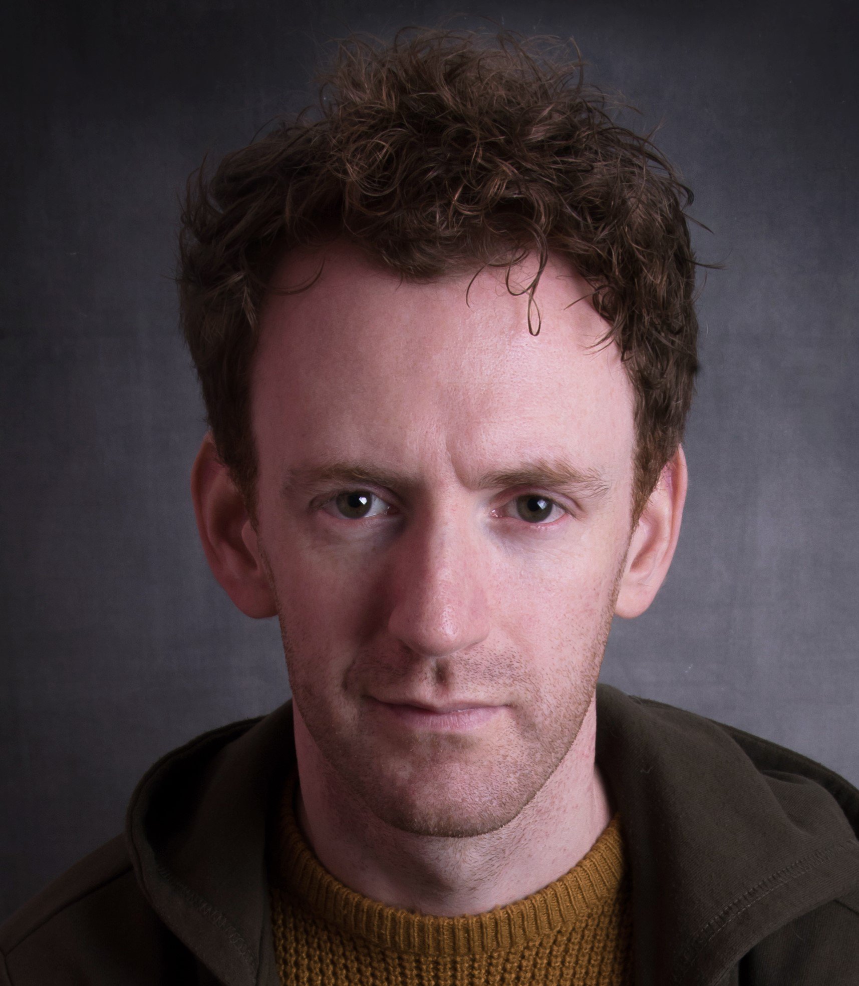 Chris Rankin (Mr Percy Weasley) fête ses 36 ans aujourd\hui ! Happy Birthday !  