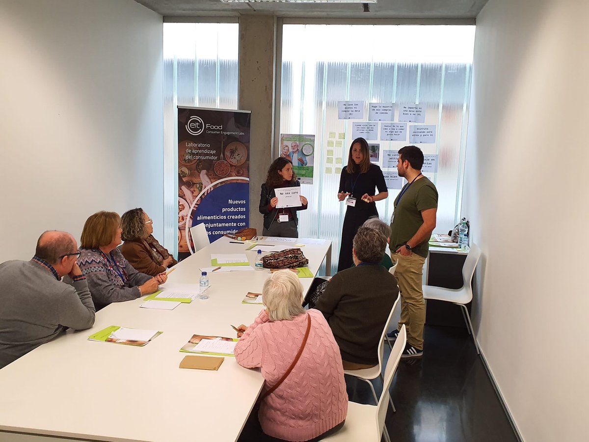 BrainConnectors's tweet photo. Hoy participamos en el Laboratorio de aprendizaje del Consumidor de #EITfood ... empatizamos con los usuarios para cocrear servicios y productos alimenticios centrados en sus necesidades, gustos y preferencias @EIT_Food @adolfochauton @hinepa_org https://t.co/LQTf8e3F49