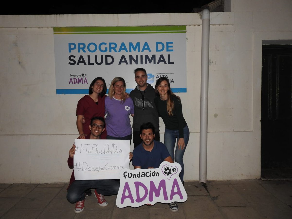 Tuplusdeldia1's tweet photo. No hay palabras que expliquen el labor que hacen los voluntarios de Fundación ADMA! Se merecen el cielo y mucho más! 👏👏👏🙌🙌🙌❤️❤️❤️
#TuPlusDelDia
#DesafioCinman
#BuenViernes https://t.co/53HWB1uXU2