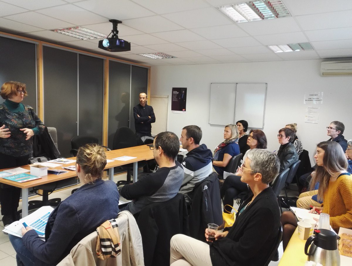 Présentation de la charte « L’Aude, une chance. Les entreprises s’engagent » à 12 employeurs audois mobilisés pour l’insertion des Personnes handicapées par Cap emploi, la DIRECCTE et Face Aude. Prochaine étape : signature de la charte en Prefecture ! #LAFRANCEUNECHANCE