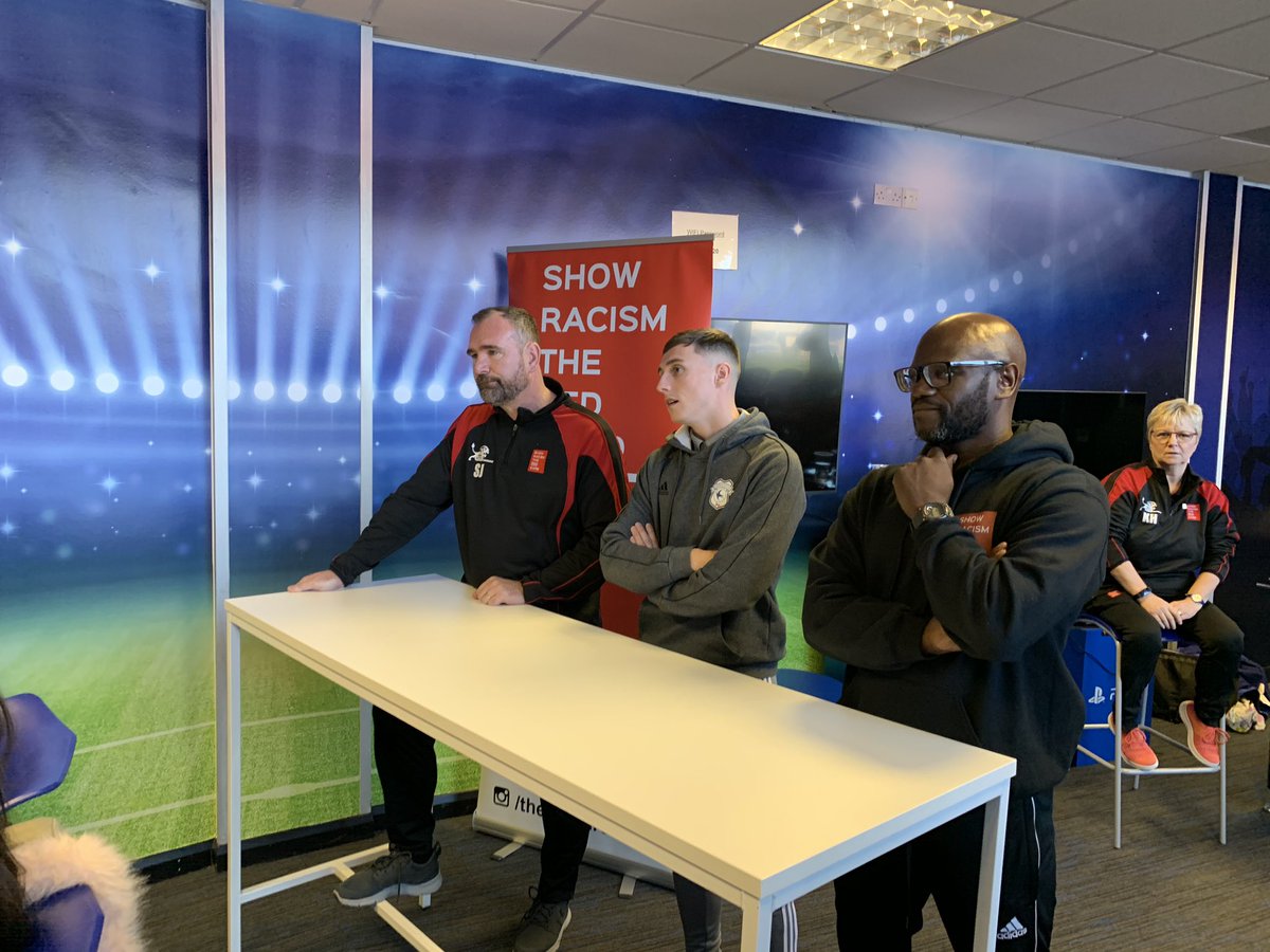 Pupils from @DinasPowysPS are now in the role of media journalists & are asking questions to @CardiffCityFC players @Callump7 @gavinwhyte8 Leandro Bacuna along with former players Steve Jenkins & @Swharts6 as part of our educational club event @CardiffCityStad @VOGEquality