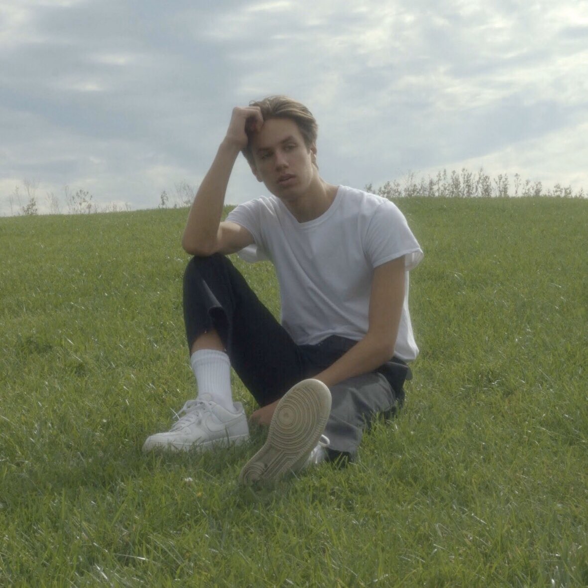 nickwagen's tweet photo. “Girl, You’re Pretty”
available everywhere!
link in my bio https://t.co/Qn4eEGMHcz