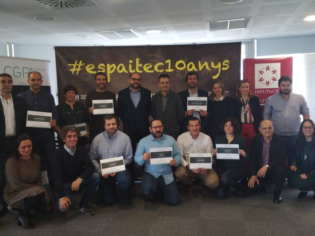 espaitec's tweet photo. Gracias a todas las empresas, mentores y profesores por hacer posible Castellón Global Program un año más. Ahora empieza el reto de seguir creciendo, así que bienvenidos al Club de Empresas CSGP, donde os seguiremos apoyando en todo lo que necesitéis 🚀 #CSGP2019 #innovacion https://t.co/1cbPNLgzvO