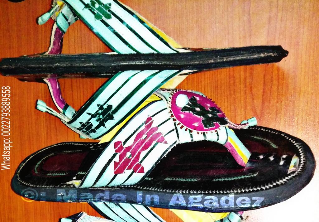 MadeInAgadez's tweet photo. N'hésitez pas à miser sur nos modèles originaux.
Vous pouvez commandé un choix unique , qui donneront à votre tenue un éclat.
#Balka by #MadeInAgadez
#Teghateme
Commandé via nos contact 👇
Whatsapp 📱 : 0022793889558
📩 : madeinagadez@gmail.com https://t.co/VKUQL0txSq