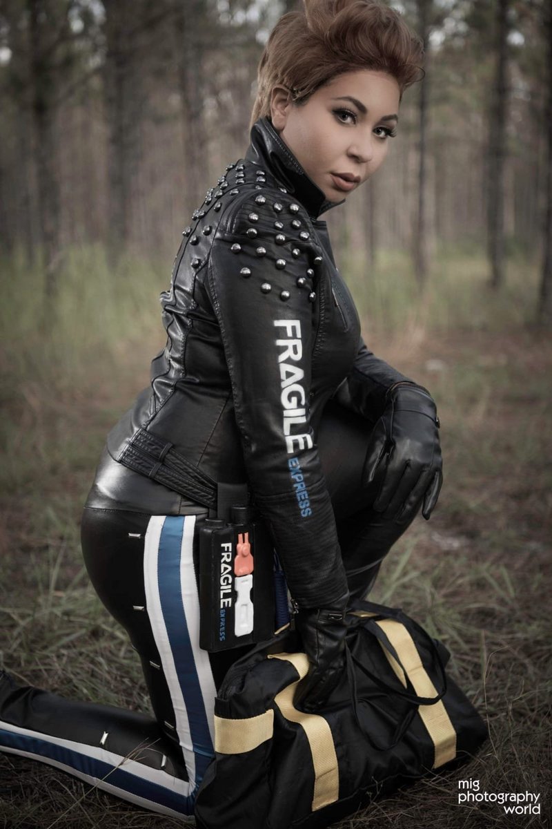 Haute_Cosplay's tweet image. Whose ready for Death Stranding? I know @yusuf_daza been ready lol
Photos by Mig Photography World
@HIDEO_KOJIMA_EN @KojiPro2015_EN #DeathStranding #fragileexpress
