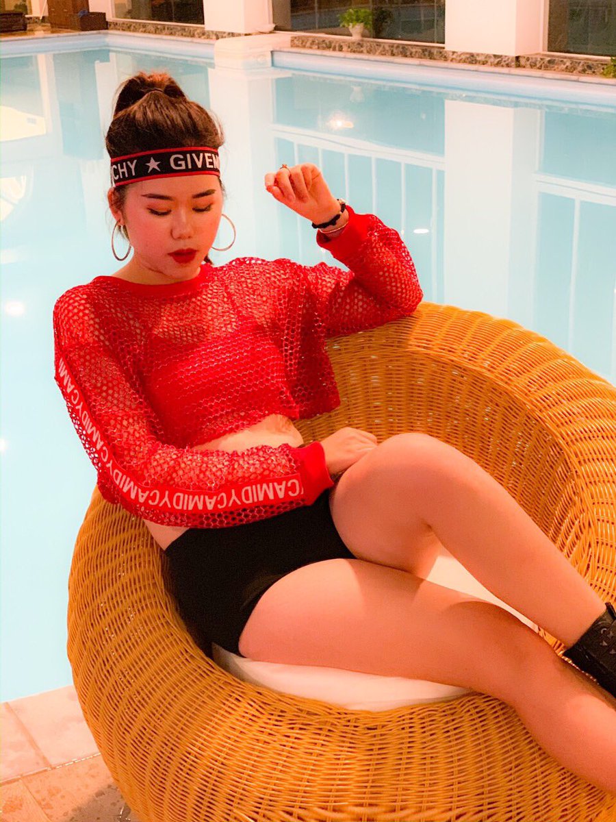 HotelNinh's tweet photo. 𝑰𝒔𝒏'𝒕 𝒂𝒏𝒚𝒐𝒏𝒆 𝒂𝒕𝒕𝒓𝒂𝒄𝒕𝒆𝒅 𝒃𝒚 𝒕𝒉𝒆 𝒔𝒕𝒓𝒐𝒏𝒈 𝒑𝒆𝒓𝒔𝒐𝒏𝒂𝒍𝒊𝒕𝒚 𝒂𝒏𝒅 𝒔𝒆𝒙𝒚 𝒈𝒊𝒓𝒍 𝒍𝒊𝒌𝒆 𝒕𝒉𝒊𝒔?

#sexygirl #fourseasonpool #poolside #ninhbinh #ninhbinhlegendhotel https://t.co/PwWR5MxuZy
