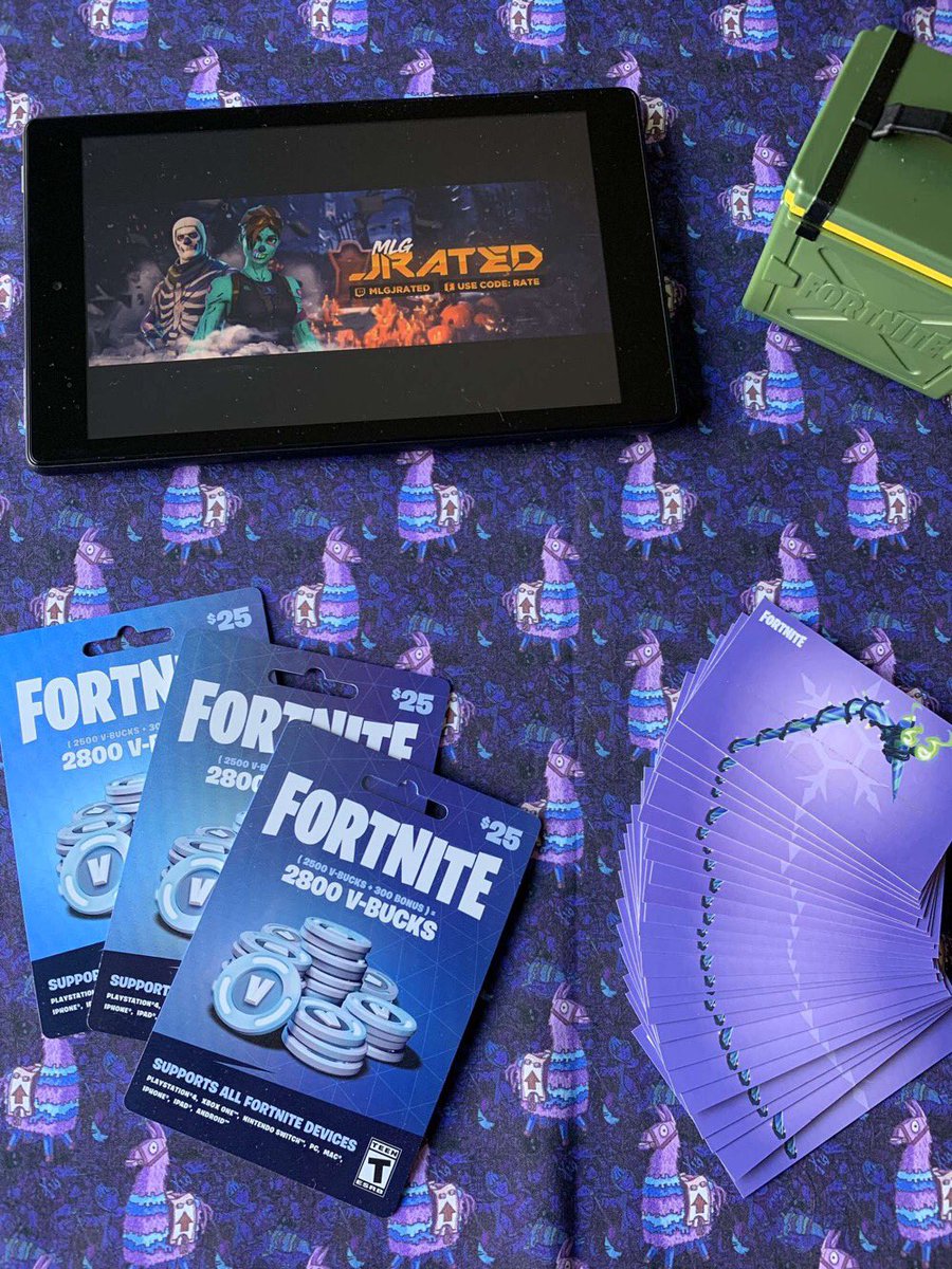 MLGJRated's tweet image. I will give 2 people a minty pickaxe code who retweets this within 24 hours ♥️

Follow me &amp;amp; @iGunslayer