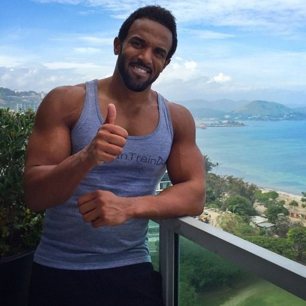 0xBackwards's tweet photo. @Fullbeerbottle he shoudl change his name to Craig David, this doesn't sound wright :/ #SHOUDL https://t.co/ueV5I26sri