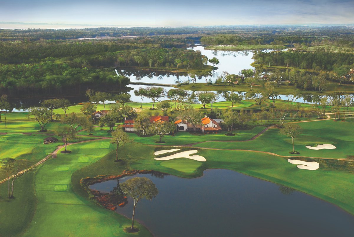 fredericaliving's tweet photo. We are thrilled to be featured in Coastal Illustrated's feature on Golf Club Living. "Good friends make great neighbors." https://t.co/VmEJAsslwo https://t.co/TFC6NpmoJ1