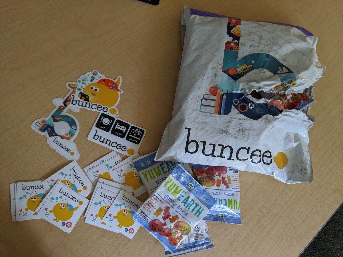meganwarwick12's tweet photo. Thanks @mariearturi and @Buncee  for the goodie bag! The kids loved their snacks and Buncee stickers! #vanmeter https://t.co/oykqTLevmQ