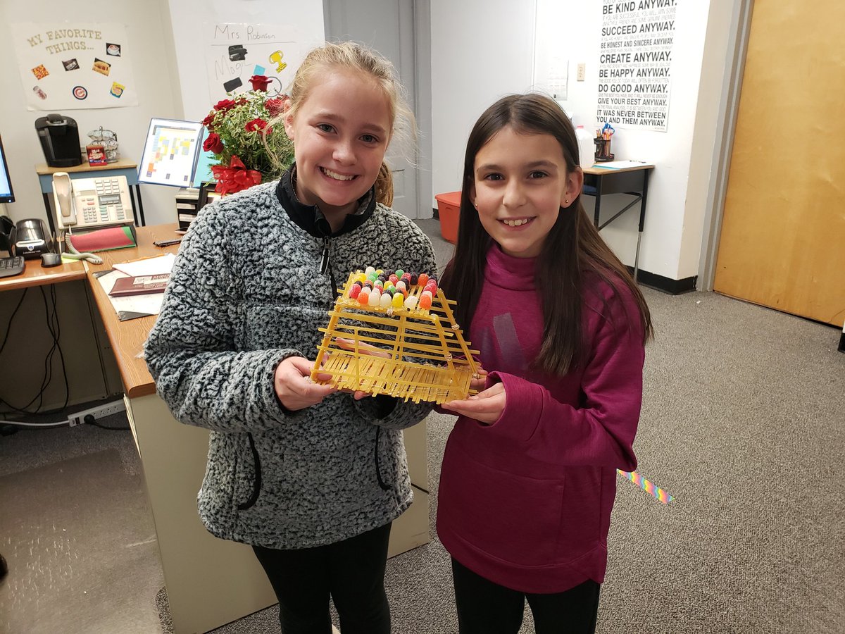 RossForlines's tweet photo. 5th grade Bridge building champs!!! Sophia Tice and Kaya Forlines https://t.co/md93U2oQcy
