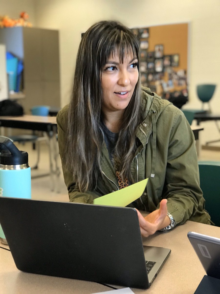 minimcg's tweet photo. Mid-pacific educators are diving deeper into their questions of practice, sharing evidence, and engaging in collaborative feedback. #midpacific #lifelonglearners @midpac https://t.co/tVQAI52GhS