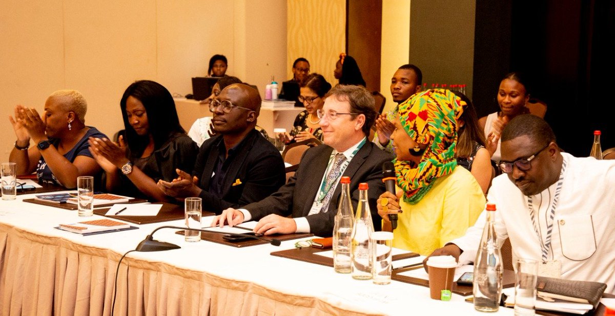 UNDPGhana's tweet image. @ASteiner meets with Regional Bureau for Africa Resident Reps &amp;amp; African Influencers for a recap of the #HighLevelDialogueGH. Focus of discussion is, #AfricaBeyondAid, innovation &amp;amp; how to leverage on resources &amp;amp; partnerships including utilisation of aid for sustainable dev&apos;t.