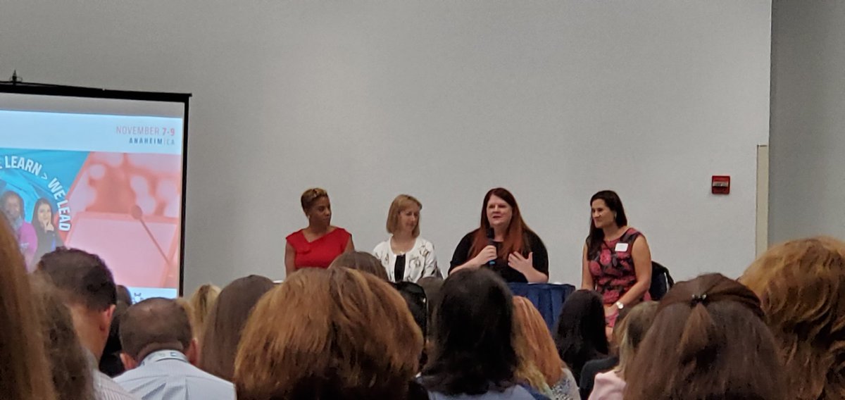 Deb_Willems's tweet image. Another awesome and inspiring talk at #WE19 thank you @DianeFoley2 @LindaJGrindstaf and @jessica_rannow @Raytheon