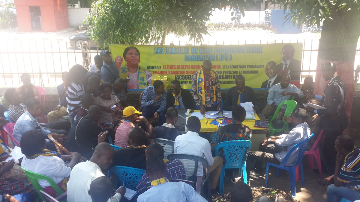 IpondoP's tweet photo. #RDC. La coordination des cellules de base JPS en réunion pour les activités du moi de novembre.
@pengejacquelin1 @pprdofficiel 
@EmmanuelShadary @lutherkilala https://t.co/mZOTFcJ6DR