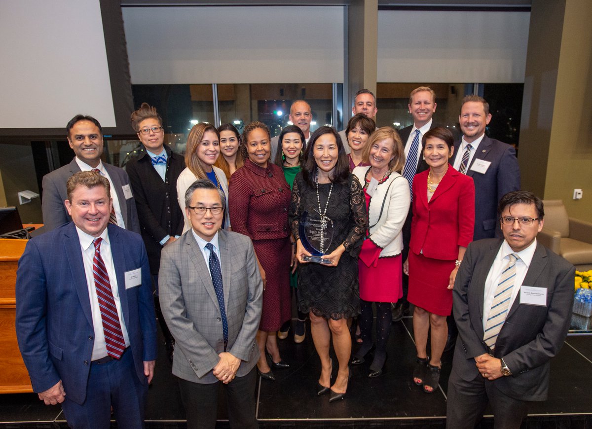 Incredibly honored to receive @Innovate_UCLA Public Sector Executive Leadership Award, but it’s testament to  entire <a href="/CountyofLA/">Los Angeles County</a> @CountyCIO team building information hub with data guiding services that improves lives #Homeless #CriminalJustice #PublicService