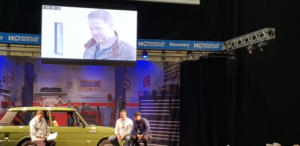 @DrewPritchard and @PaulCowland_ watching @DrewPritchard and @PaulCowland_ @ClassicMotorNEC 
Biggest fans or harshest critics???????
#classiccars
#salvagehuntersclassiccars