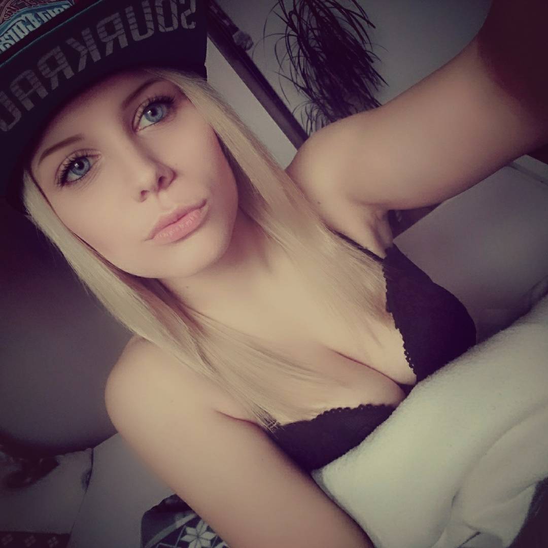 Wer mit mir spielt, sollte mich nicht unterschtzen, denn wer den Teufel in mir weckt, sollte das Feuer beherrschen 😘