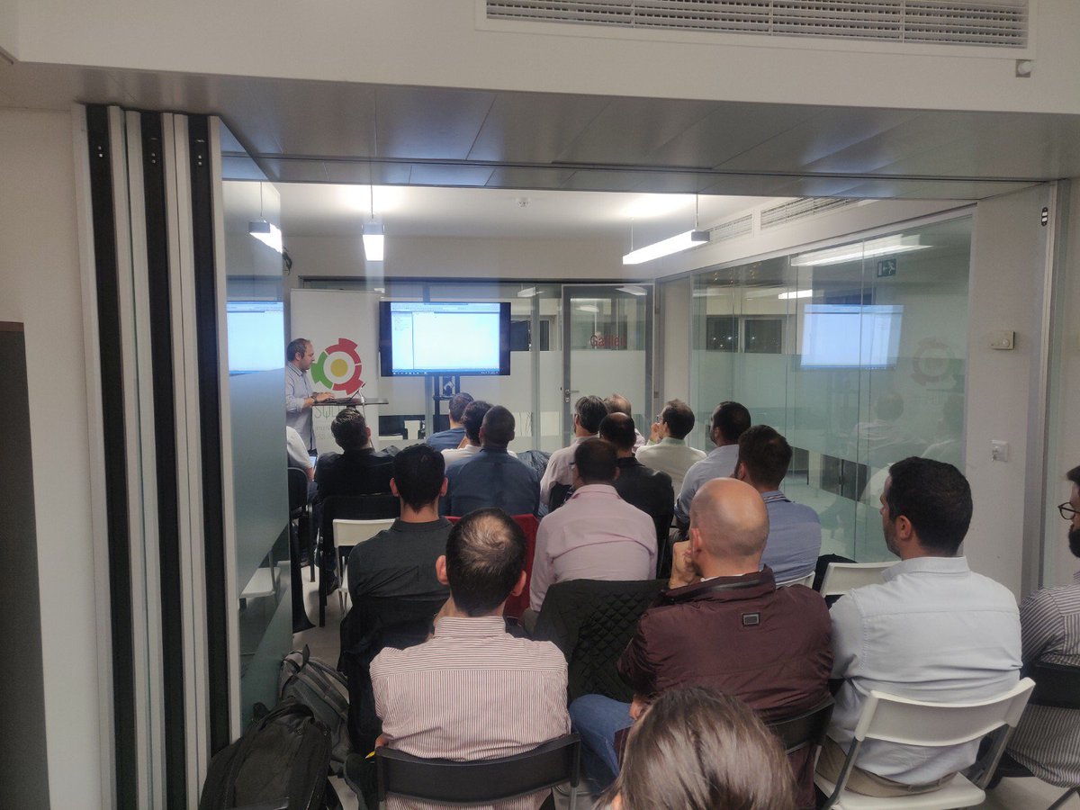 createit_pt's tweet image. O último evento da comunidade @sqlport realizado nas instalações da Create IT foi assim 🎓❤ São sempre muito bem-vindos!
#SQLPort #SQLServer #InnovatingLife