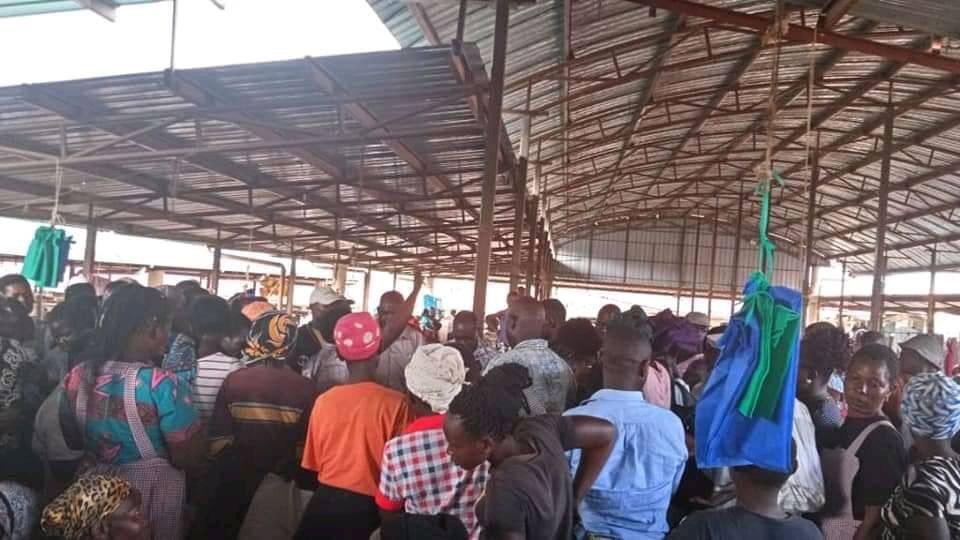 Held a meeting with Small Traders at the Rongo Modern Market to address issues concerning their business and welfare.