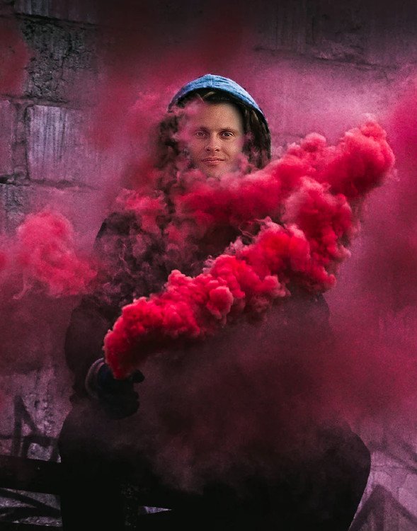 Smoke flare #photofunia, #halloween, #spooky photofunia.com/effects/smoke-…