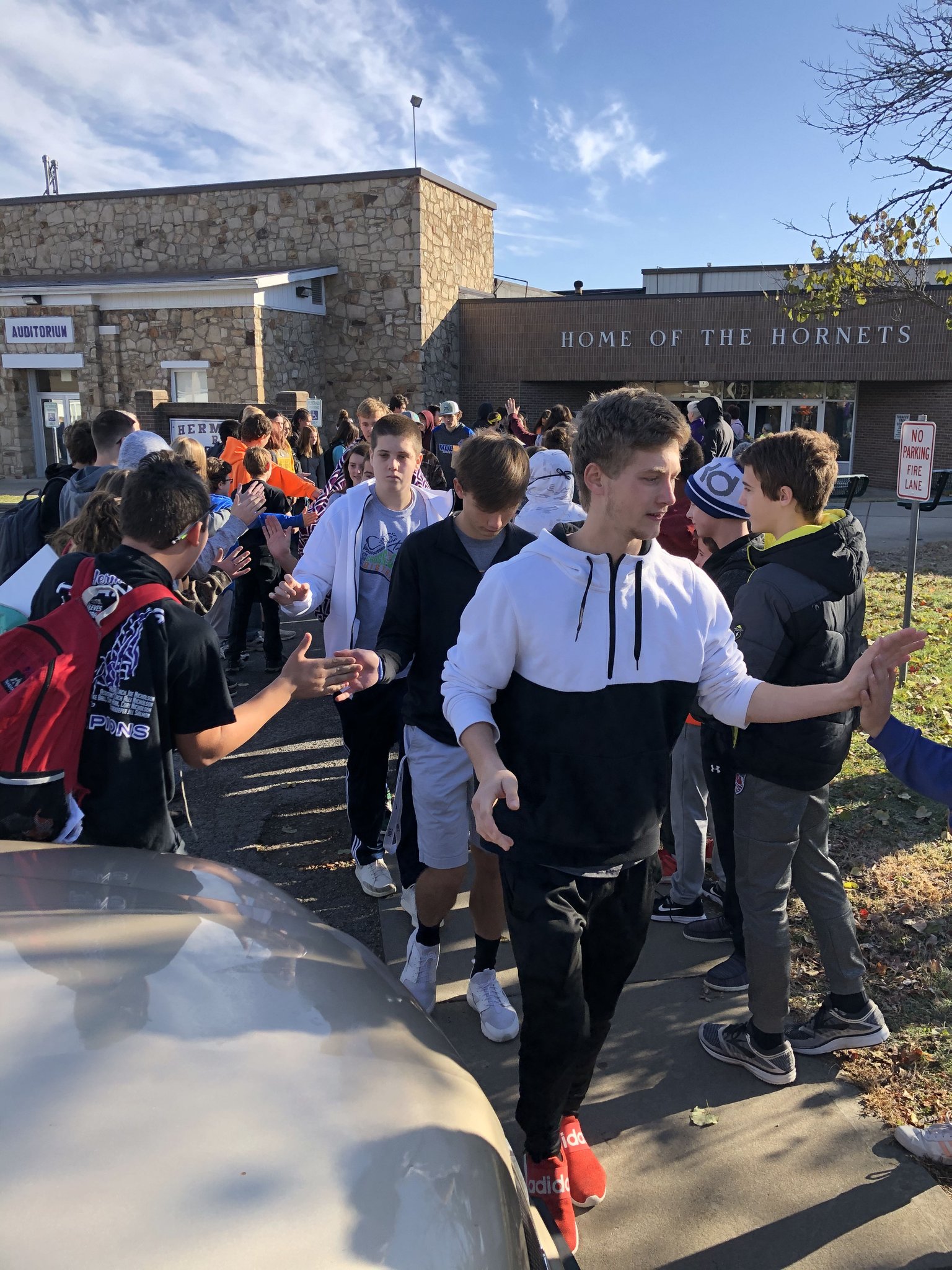 Hermitage School on Twitter "It’s PRERACEDAY!! Our coop State XC