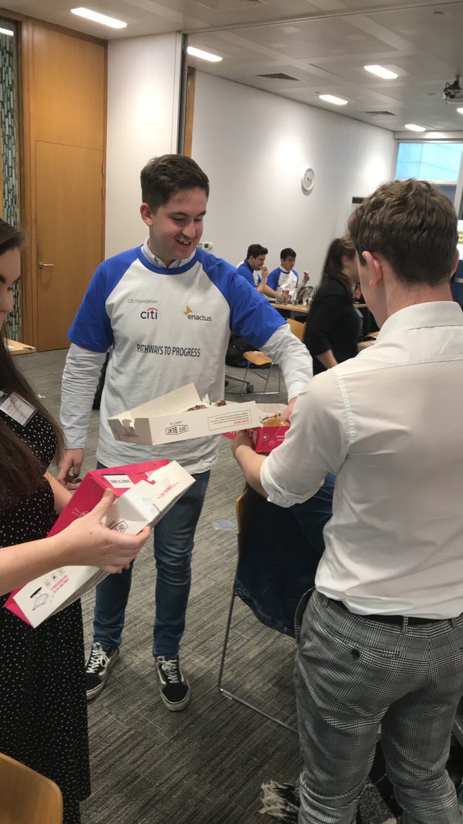 KevinCogan9's tweet image. Day in a life of Thomas with @enactusIreland and @Citibank #pathwaytoprogress #gimmemydonut