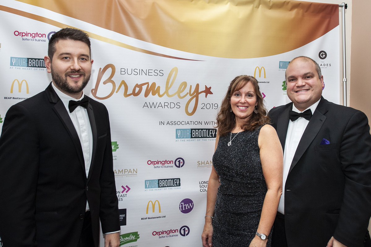 A big thank you to <a href="/DavidBlackm0re/">David Blackmore</a> for hosting our awards last night and @Ross_Feeney and Carol Littlewood from <a href="/FHWEM/">FHW</a> for making it such a successful evening