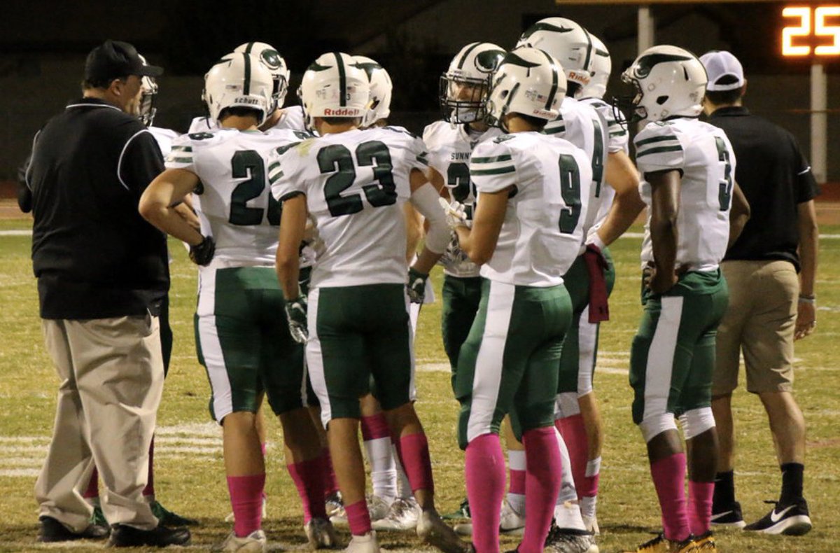 🏈 It’s Playoff Friday- The Sunnyslope Vikings travel to Vail,Az to play the Cienega Bobcats. 7pm kickoff. Let’s make this happen Vikings!
