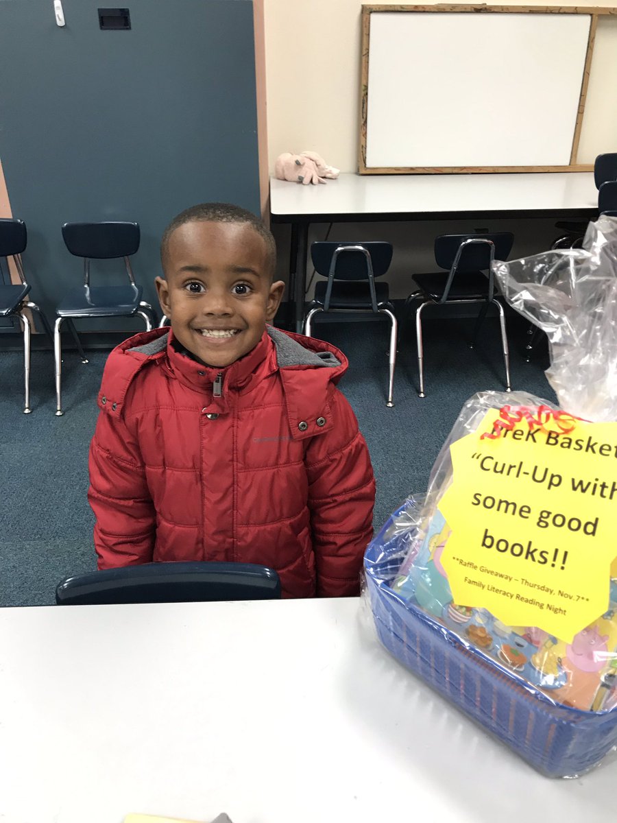 LibraryTx's tweet image. Congratulations to our Bryant students that won the raffle  for the “Warm-up with some Good Books Reading  Basket” at our Leaping into Literacy Night !!! @aisdlibsrv @bryant_ele