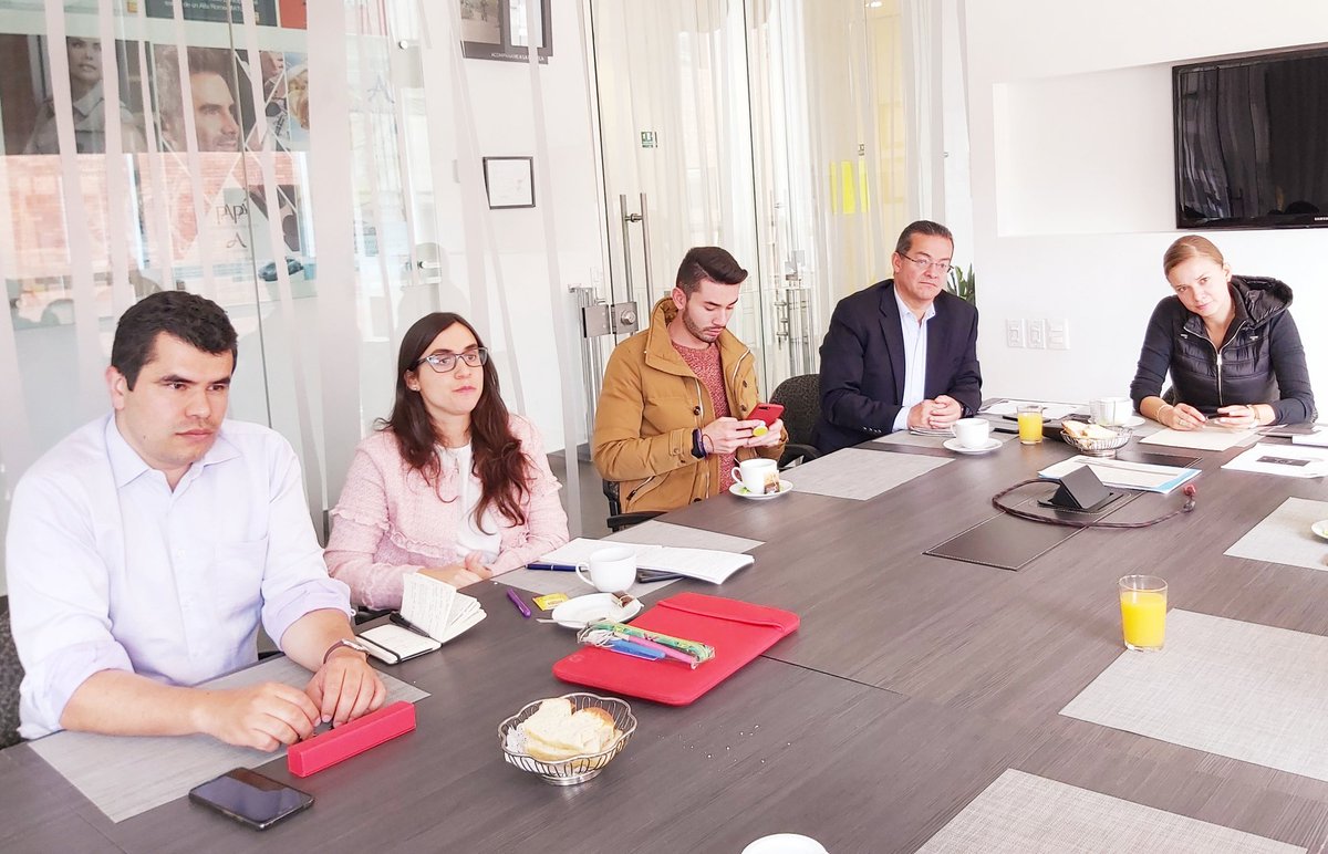 🗣Estos espacios de sensibilización, nos dan herramientas  para tener una apertura cultural para estar capacitados en temas de #Diversidad, 🏳️‍🌈 #Inclusión y ✍educación➡️ Marta Patricia Carreño, gerente <a href="/Centro_Andino/">Centro Comercial Andino</a> #SePuedeSer