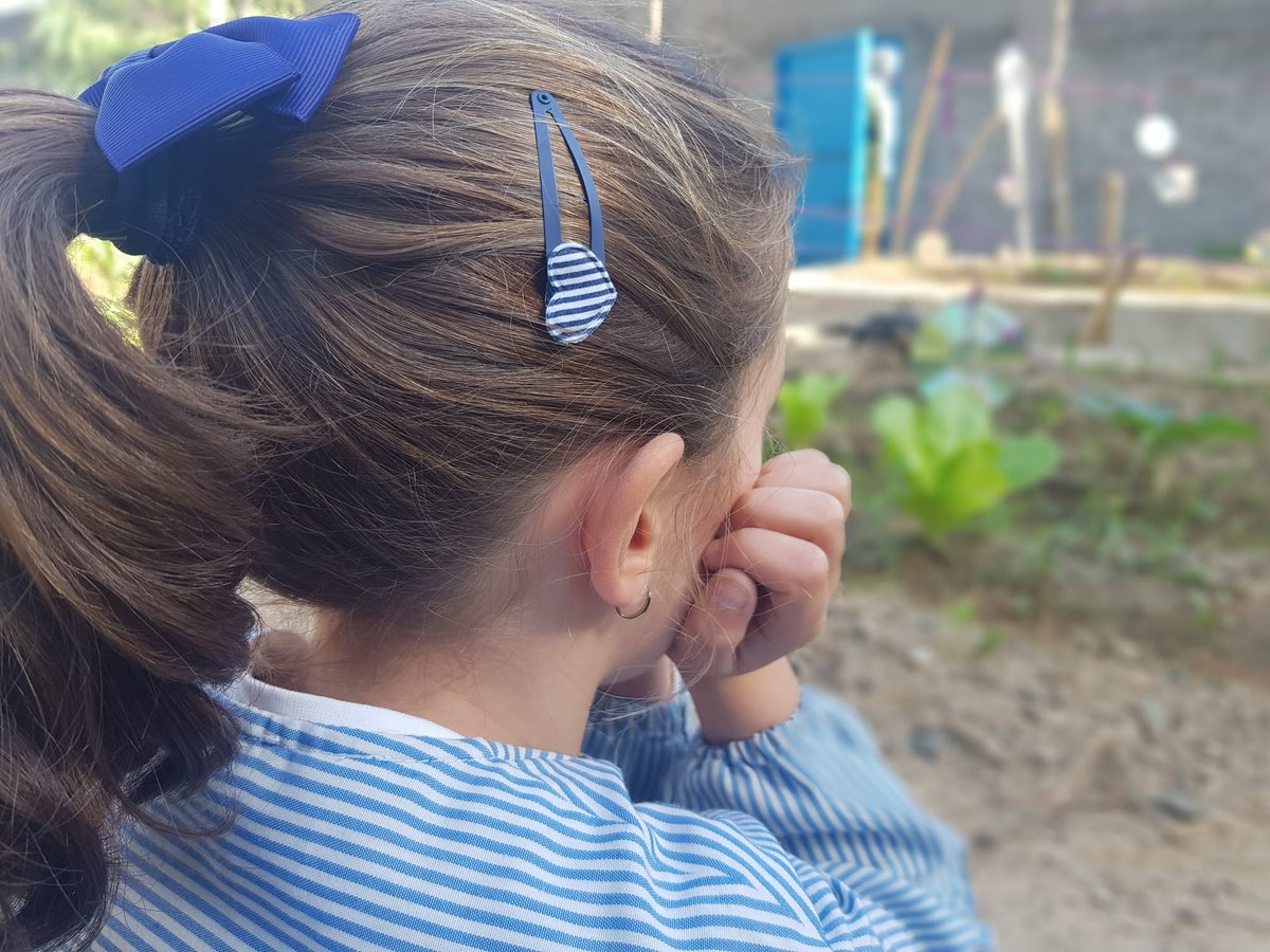 colsantpau's tweet photo. CICLE INICIAL | #LearningByDoing! Aprenentatge basat en l'experiència en estat pur! Així és com els nostres alumnes aprenen conceptes relacionats amb la #Natura! #SomEscolaVerda #JoSocdelSantPau 🌾 https://t.co/lkuh35DGEQ
