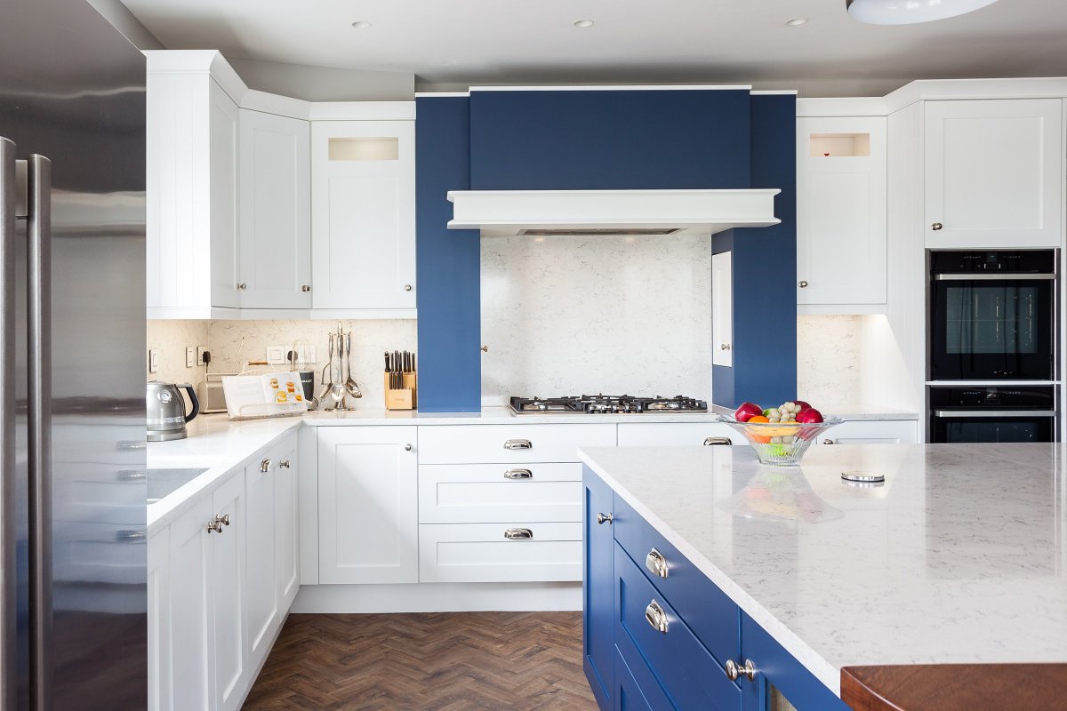 CelticInteriors's tweet photo. This #kitchen by @CelticInteriors is a Shaker style, painted in White &amp; Peacock Blue. The worktops are White Arabesque quartz &amp; Oak. #interiorlovers #homeinspiration #homedesign #homeinspo #kitchendesign #irishmade #irishkitchen #irishinteriors #madeinireland🍀 https://t.co/LSABverVYs