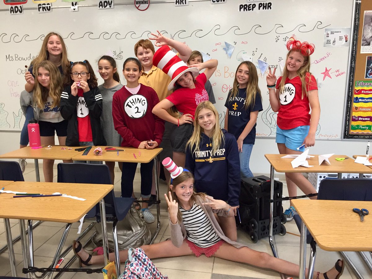 ⁦<a href="/TrinityPrepFL/">Trinity Prep</a>⁩ Getting seussical with our origami Seuss fish! Looking forward to the musical later today!