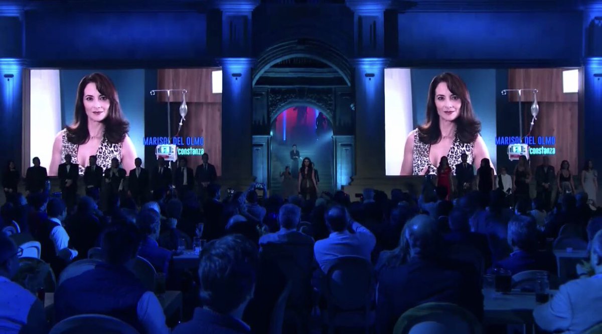 iviboza's tweet photo. Anoche estuviste presente en la presentación a prensa de #MedicosLineaDeVida aunque sea de esa forma 📷👩🏻🥰 
@marisoldelolmo #Constanza https://t.co/EcdtrQHlat