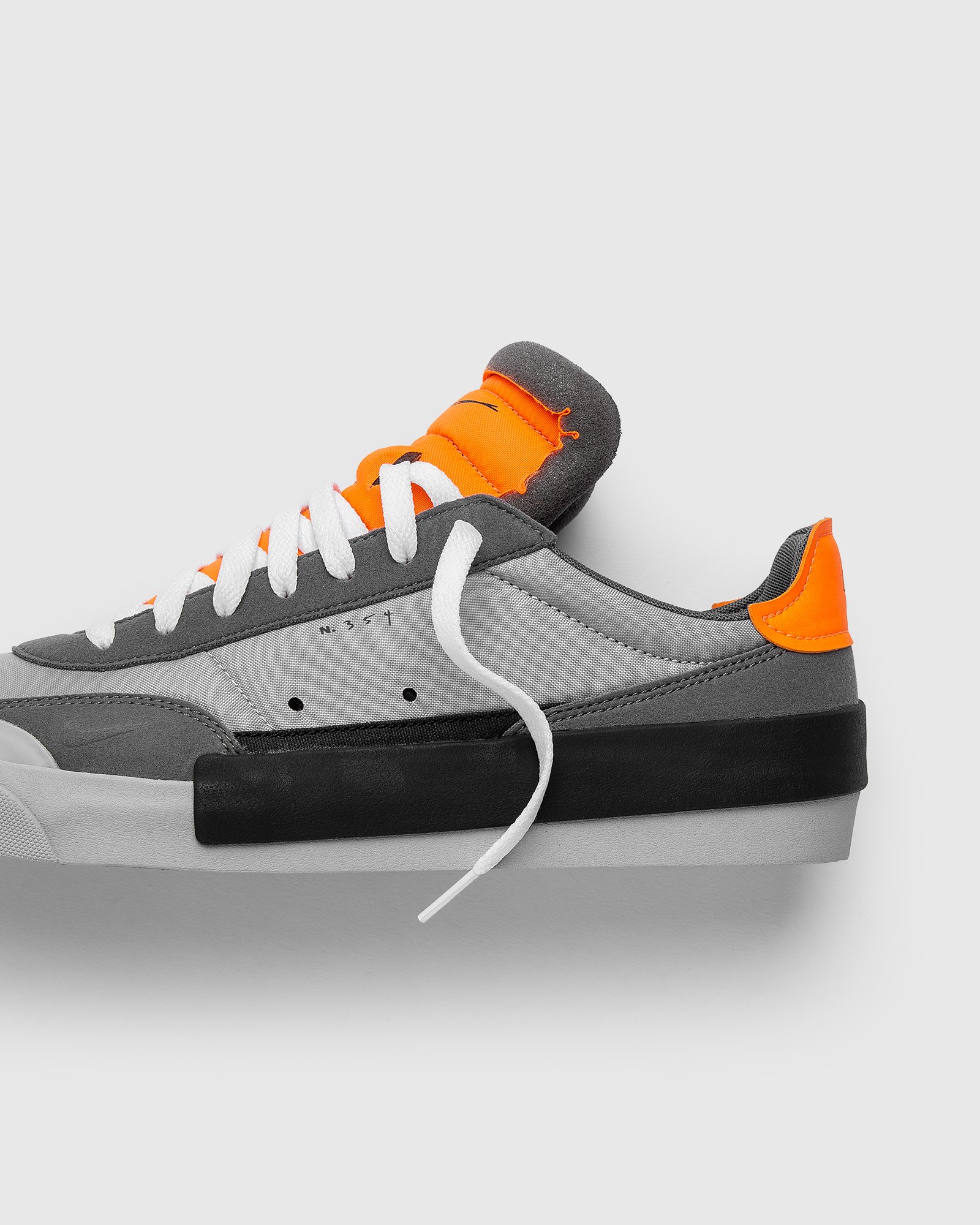 nike drop type lx wolf grey