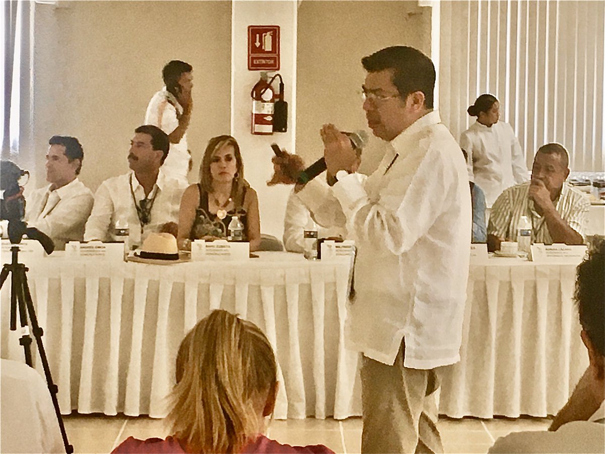 MEXICOSOS's tweet photo. Siguen los trabajos del 4o. Encuentro de la Red Nacional de Mesas de Seguridad y Justicia, ahira en #IslaMujeres en la Base de la Cuarta Región Naval @SEMAR_mx
#RNMSJ #MSyJ #MXSOS #LaRedQueTransformaMexico https://t.co/rEvJtcwFHe