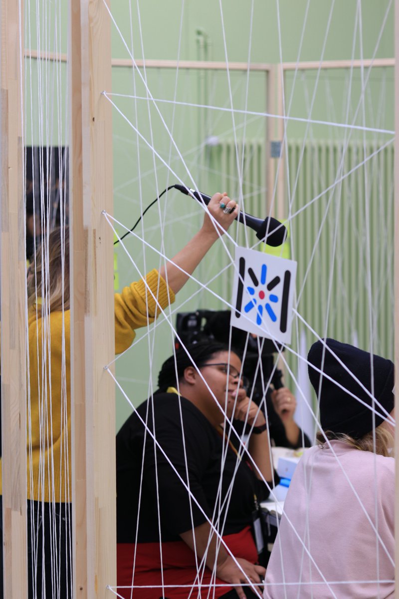 museomixCH's tweet photo. Ça bosse dur au #mxrumine! Les museomixeurs investissent les moindres recoins 🔍 #Museomix2019  #Museomix  #perdutrouvé https://t.co/Fovj9U1r4w