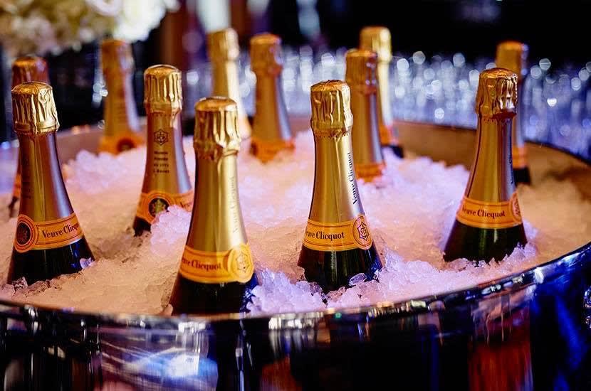 The Encore Pub tweet media