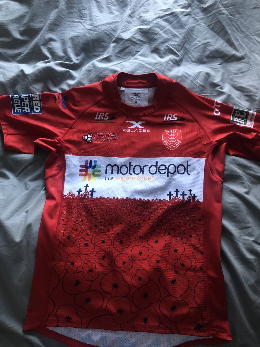 Harvey_Livett's tweet image. I’m giving away this Hull Kr poppy playing shirt🔥 All you have to do is follow me and give it a retweet &amp;amp; ill pick a winner Sunday night 👍🏻 will be sighed by myself 🔴⚪️