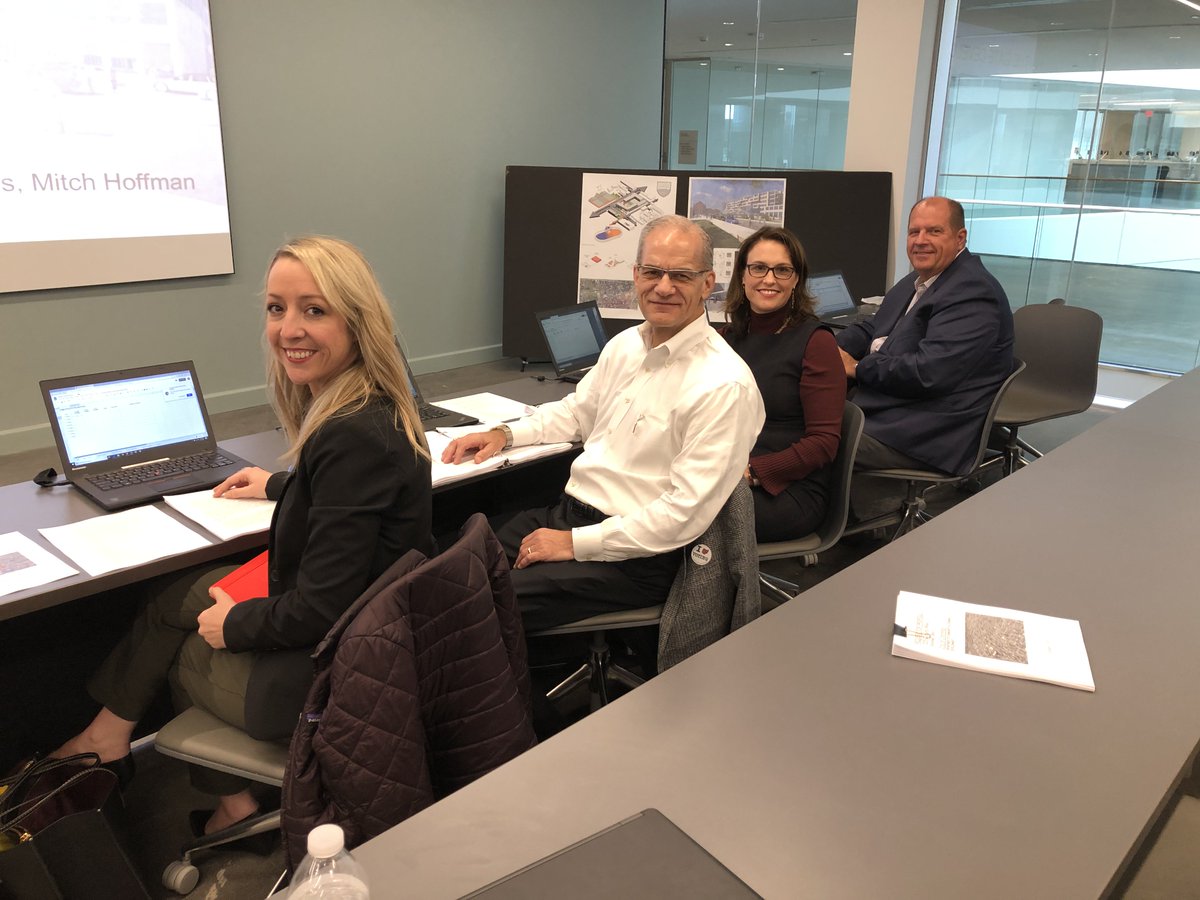 Thank you for judging the <a href="/uofcincy/">University of Cincinnati</a> <a href="/LindnerCollege/">Lindner College of Business</a> <a href="/NAIOP_CincyOH/">NAIOP | Cincinnati</a> competition, industry leaders! Your engagement transforms the edu of future real estate professionals 👌 <a href="/choosecincy/">Cincy Dept of Community & Economic Development</a> #equitycommercialrealestatesolutions <a href="/CorporateCEC/">Civil & Environmental Consultants, Inc.</a> #NAIOP #cincinnaticre #ucrealestate