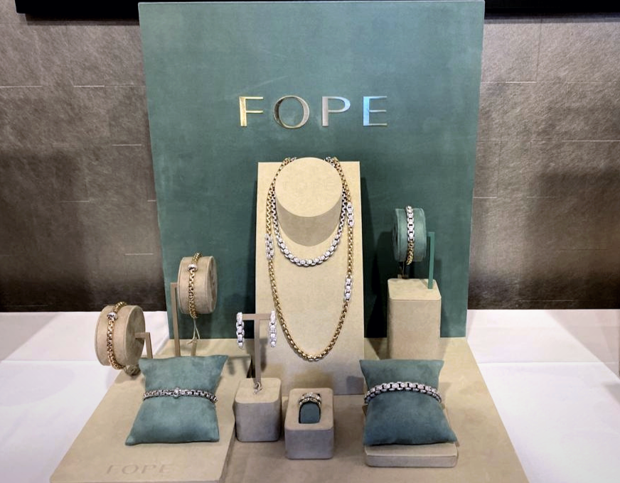Caroline, Janice &amp; Linda on their recent visit to Edinburgh for @FopeGioielli  training!✨( and a little sneak peek at some of their favourites from the new collection..👀 ) #Edinburgh