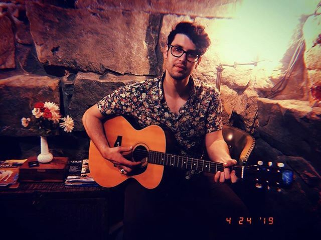 #Repost @theofficialmusica
・・・
Thursday, December 5th
@theofficialmusica and @akron_soul_train present Ben Patrick with special guests - 8pm, $5
⚡️
Through an artist in residency program with Akron Soul Train, Benny has been working on new material a… ift.tt/36OoVxZ