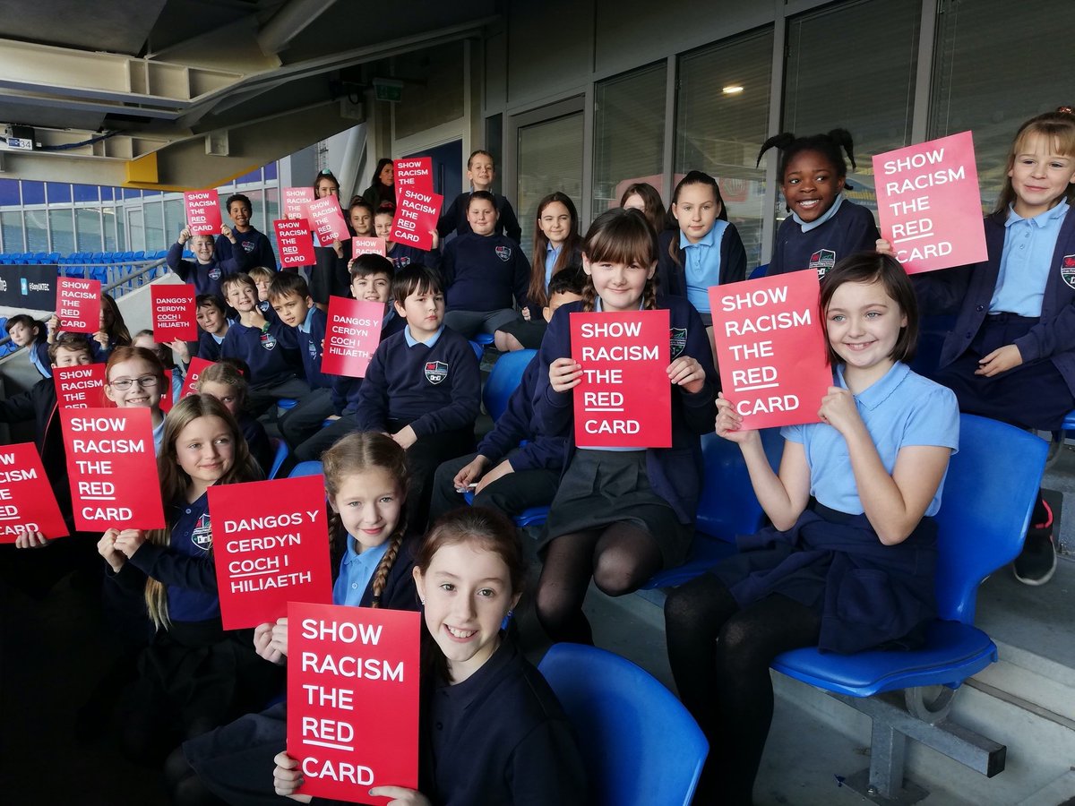 @DinasPowysPS @CardiffCityFC @VOGEquality Today we visited the @CardiffCityStad for an Educational Club Event with @CardiffCityFC working with pupils from @DinasPowysPS supported by players @Callump7 @gavinwhyte8 & Leonardo Bacuna - Check out the full report 👇 bit.ly/CCFC19